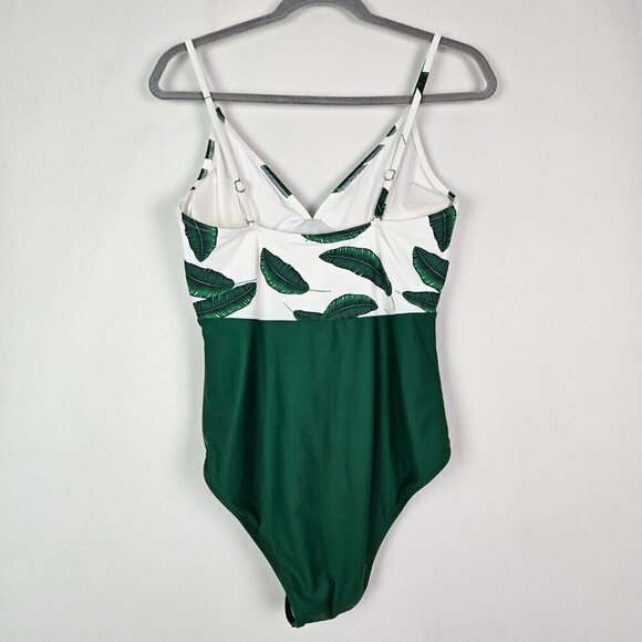 NWT Cupshe Twist Front Banana Leaf One Piece Swimsuit XL - Picture 8 of 9